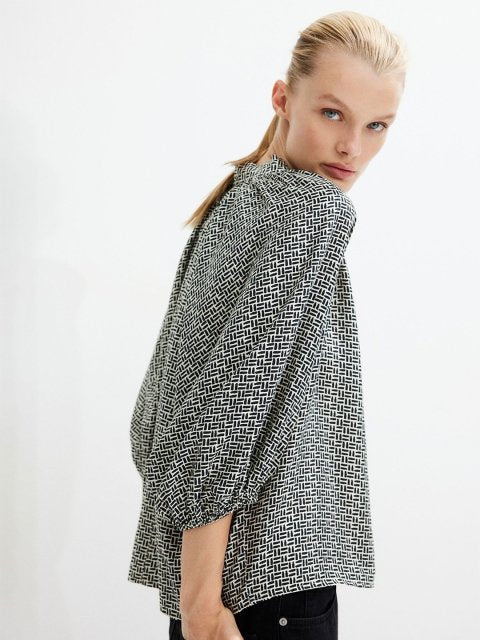 H&M Balloon-Sleeved Blouse