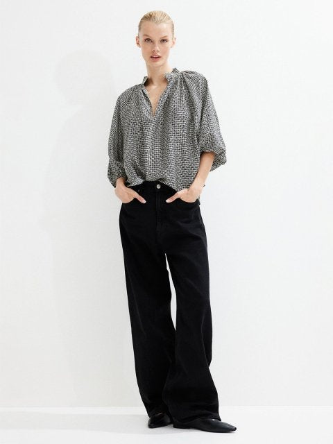 H&M Balloon-Sleeved Blouse