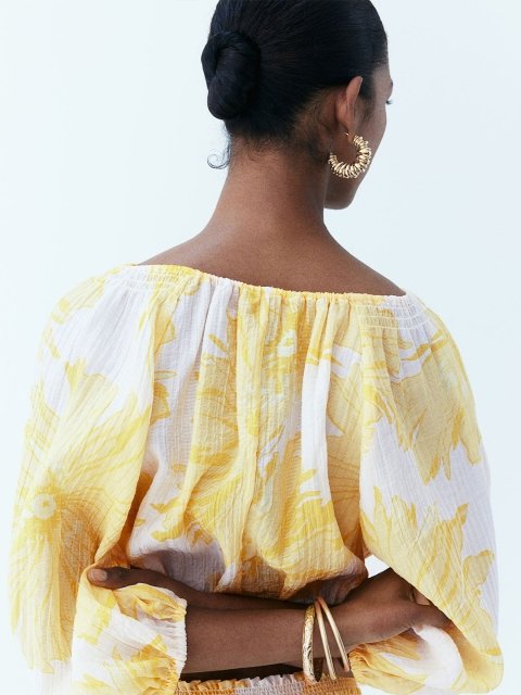H&M Balloon-Sleeved Blouse
