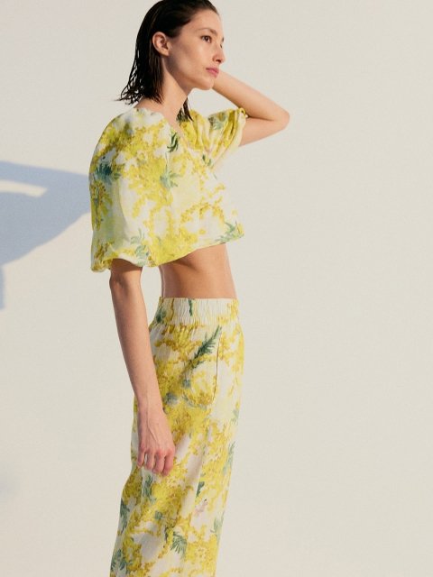 H&M Cropped Blouse