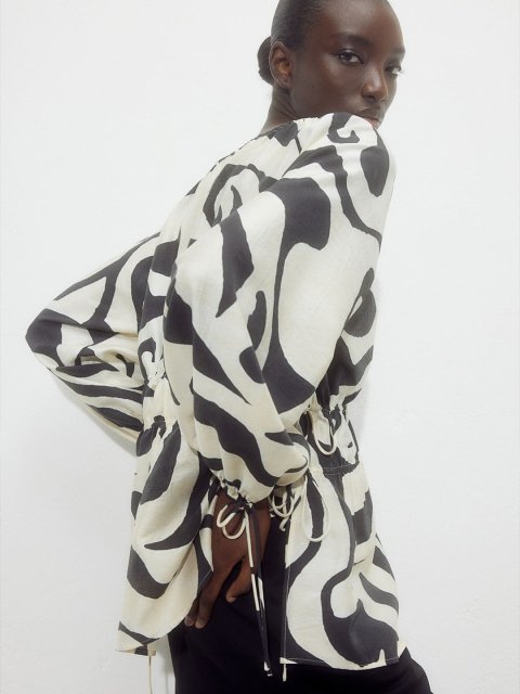 H&M Drawstring-Detail Blouse