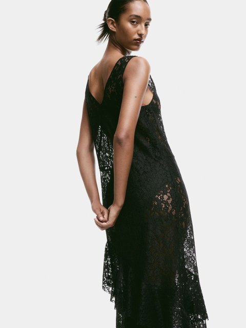 H&M Flounced Lace Dress