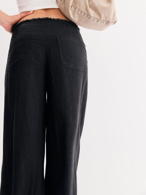 H&M Frayed-Edge Trousers