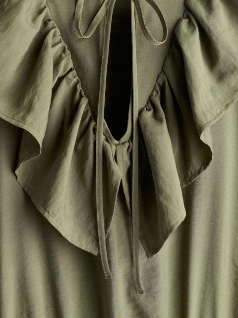 H&M Frill-Collar Dress
