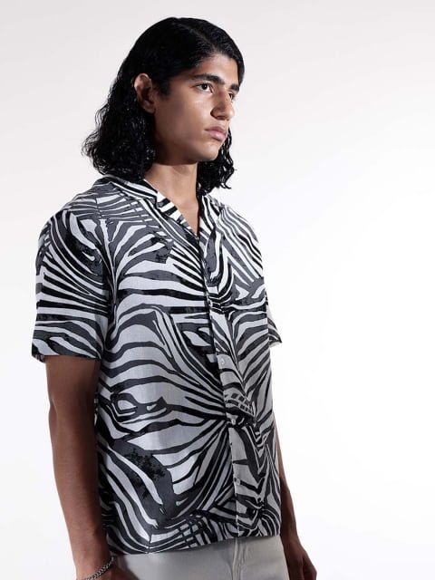 H&M Linen Blend Abstract Print Resort Shirt
