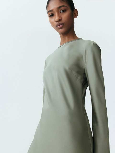H&M Long-Sleeved Midi Dresses