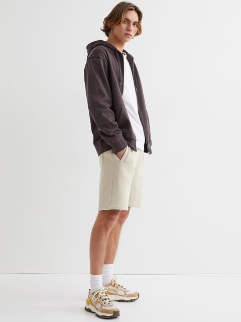 H&M Men Beige Solid Regular Fit Sweatshirt Shorts