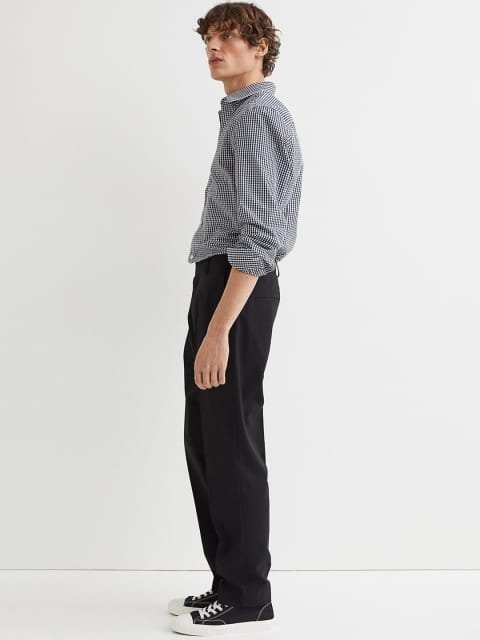 H&M Men Black Solid Regular Fit Suit trousers
