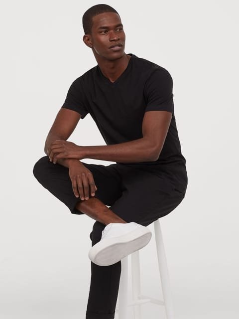 H&M Men Black Solid V-neck T-shirt Slim Fit