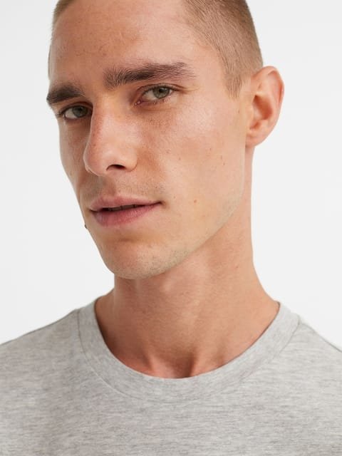 H&M Men Grey Regular Fit Round-Neck T-shirt