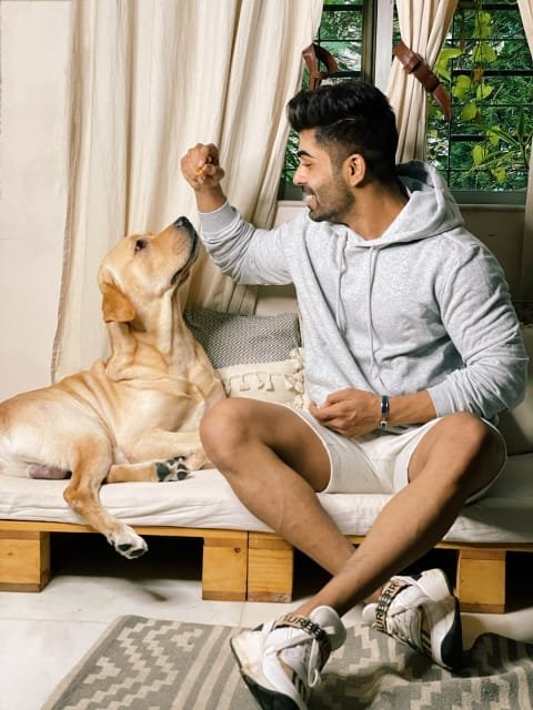 H&M Men Grey Relaxed Fit Hoodie