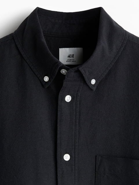 H&M Men Loose Fit Short Sleeved Oxford Shirts