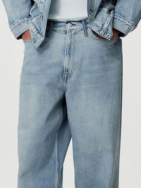 H&M Men Mid Rise Baggy Fit Jeans