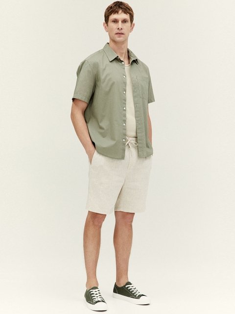 H&M Men Regular Fit Linen-Blend Shorts