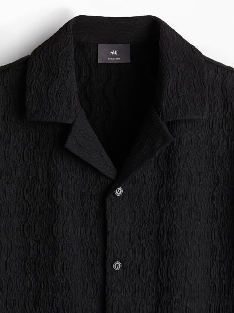 H&M Men Regular Fit Textured Resort Shirts
