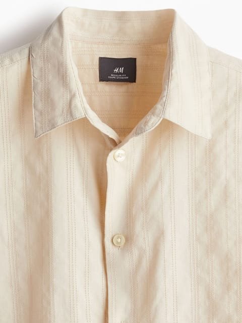 H&M Men Regular Fit Textured shirt
