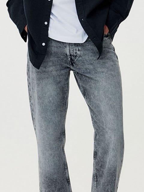 H&M Men Relaxed Fit Cotton Heavy Fade Jeans