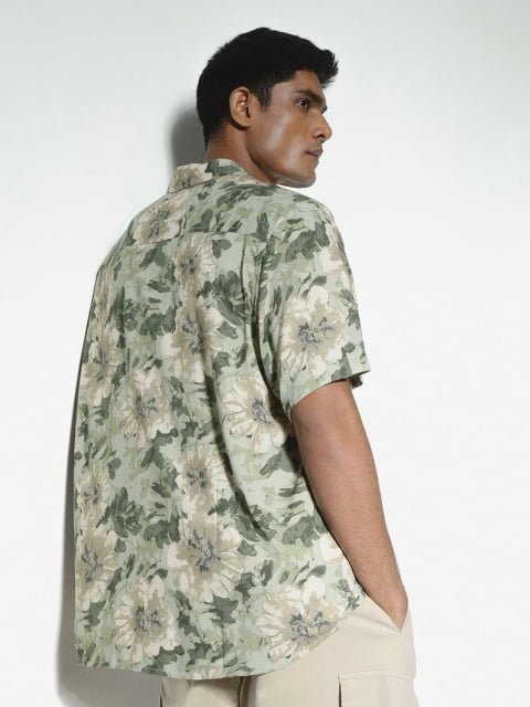 H&M Men Relaxed Spread Collar Floral Printed Floral Print Relaxed Fit Casual Shirt