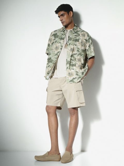 H&M Men Relaxed Spread Collar Floral Printed Floral Print Relaxed Fit Casual Shirt