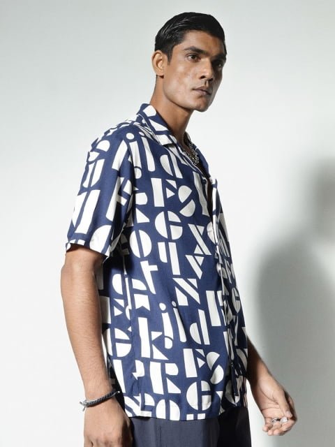 H&M Men Relaxed Spread Collar Geometric Printed Relaxed Fit Casual Shirt
