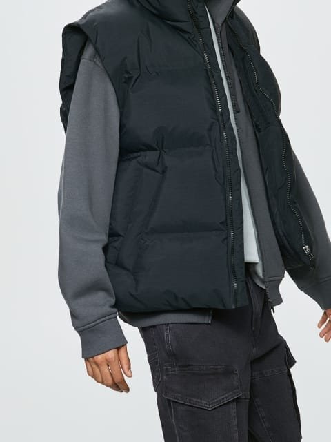 H&M Men Slim-Fit Cargo Jeans