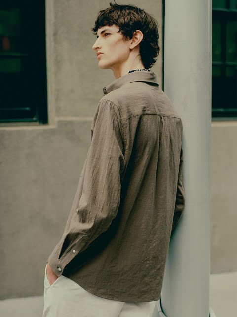 H&M Men Textured shirt