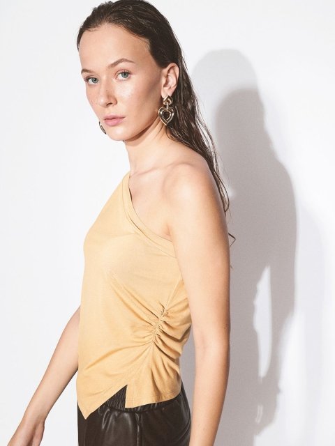 H&M One Shoulder Tops