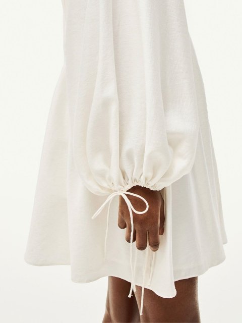 H&M Oversized Tie-Detail Dress