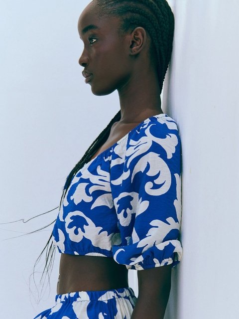 H&M Printed Cropped Blouse
