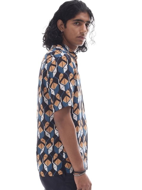 H&M Relaxed Fit Half Sleeve Printed Shirt