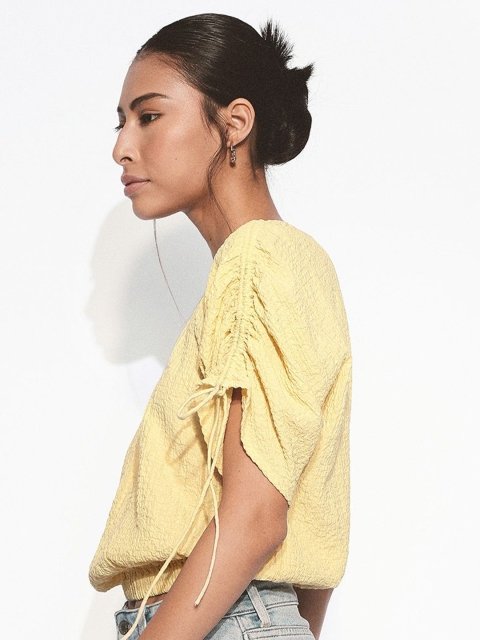H&M Short Sleeve Textured Top