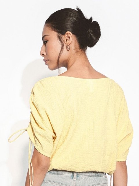 H&M Short Sleeve Textured Top