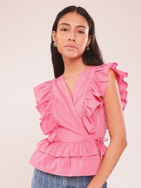 H&M Sleeveless Ruffle Trim Top