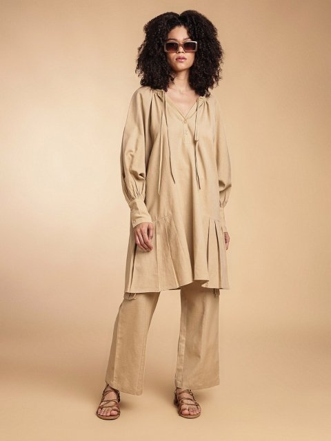 H&M Tie-Up Neck Bishop Sleeves A-Line Dress