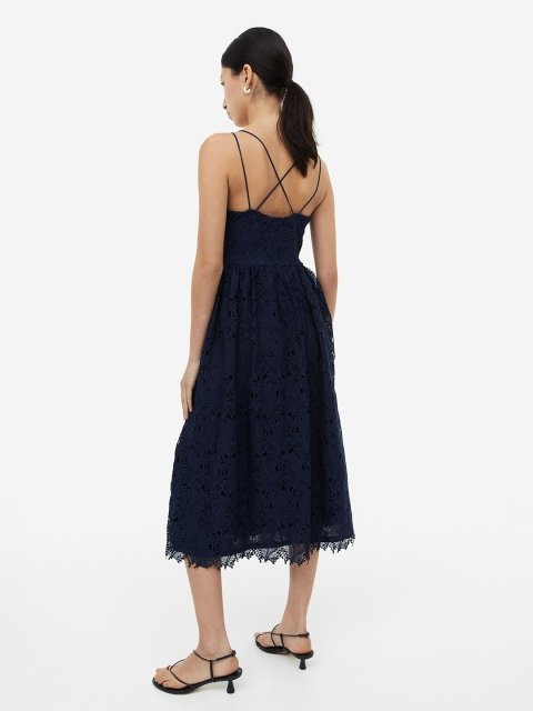H&M Woman V-neck lace dress