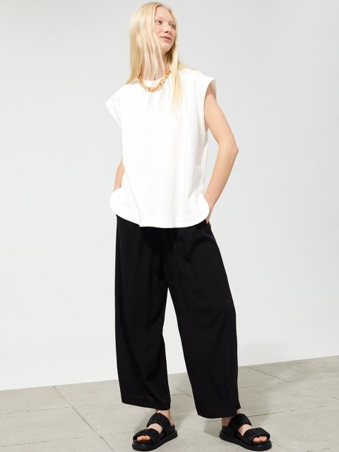 H&M Women Black Cropped Pull-On Trousers