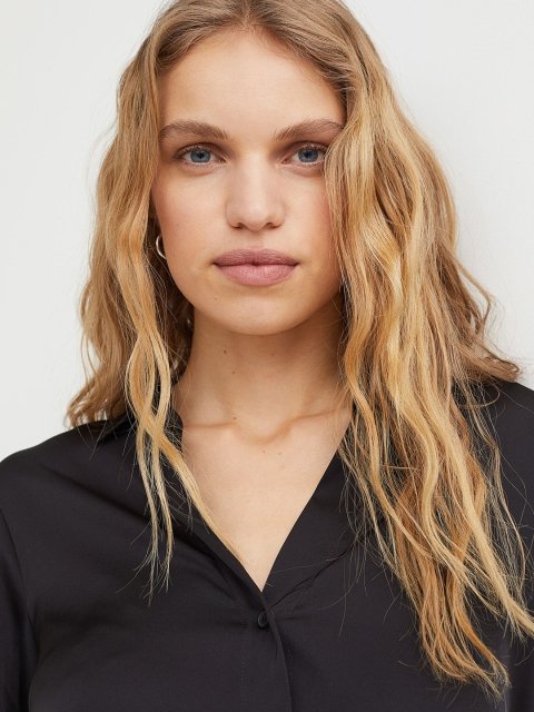 H&M Women Black V-Neck Blouse