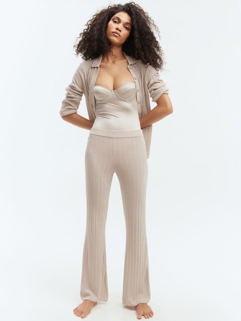 H&M Women Mid-Rise Flared Rib Knit Trousers