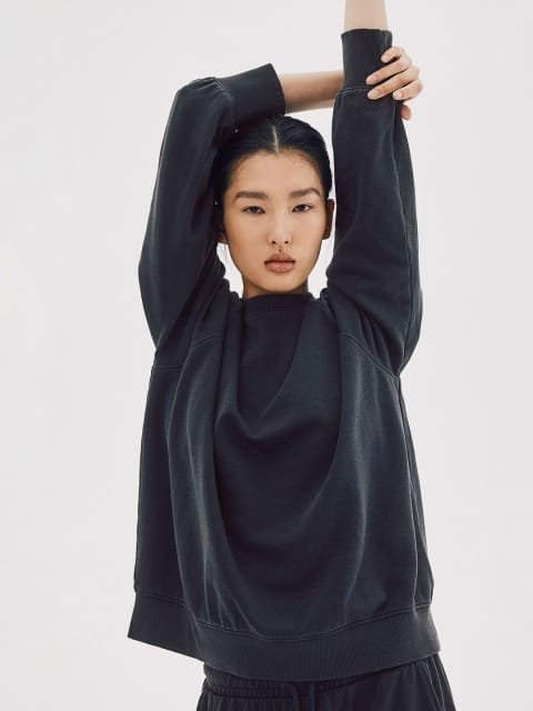 H&M Women Raglan-Sleeved Sweatshirt