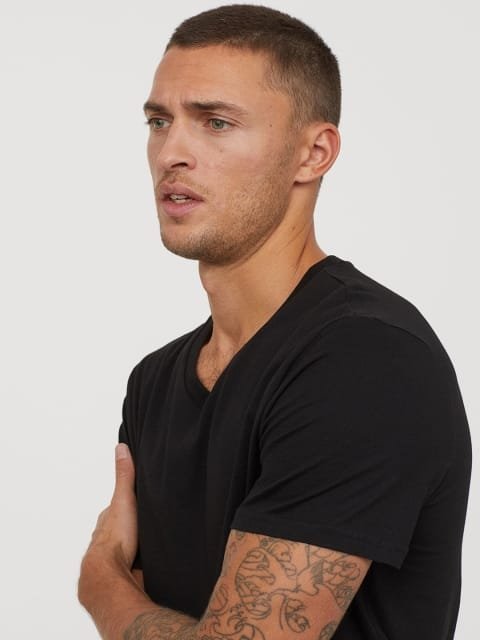 HM Men Black Solid V-neck Pure Cotton T-shirt Regular Fit