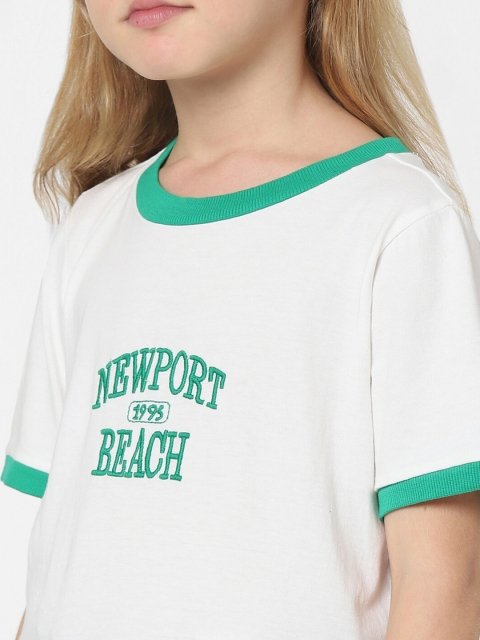 KIDS ONLY Girls White & Green Typography Printed Cotton T-shirt