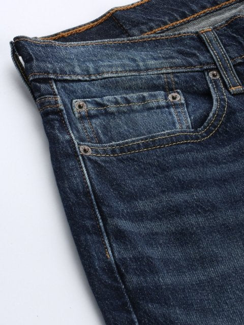 Levis Men 541 Tapered Fit Low Distress Light Fade Stretchable Jeans