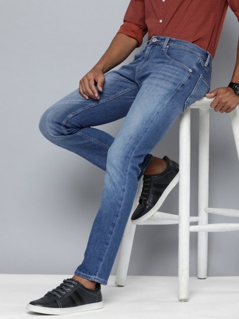 Levis Men Skinny Fit Heavy Fade Stretchable Mid-Rise Jeans