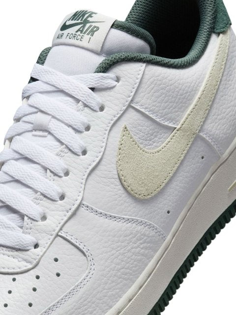 Nike AIR FORCE 1 '07 LV8 COB