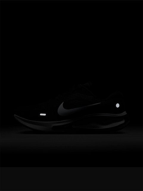 Nike Journey Run Men's Road Running Shoes