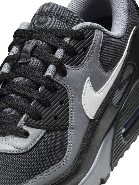 Nike Men Air Max 90 GORE-TEX Shoes