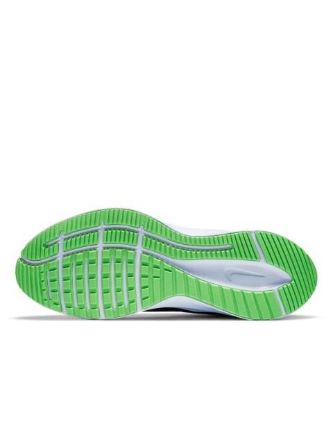 Nike Men Black Quest 3 Shield Running Shoe