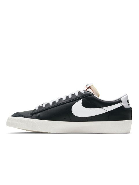 Nike Men Black & White Blazer Low '77 Vintage Leather Sneakers