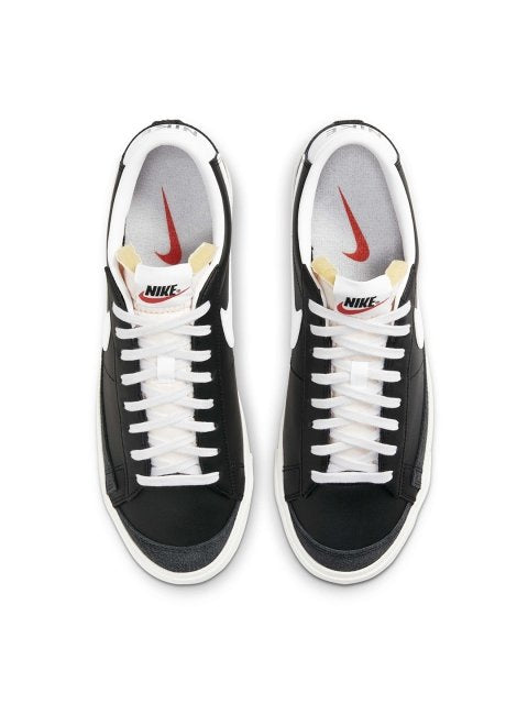 Nike Men Black & White Blazer Low '77 Vintage Leather Sneakers