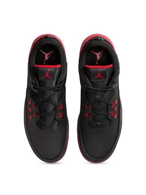 Nike Men Jordan Max Aura 5 Sneakers